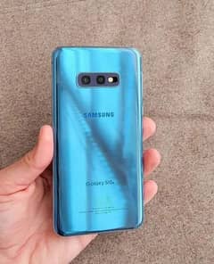 Samsung s10e. NoN.  10by10 condition snapdragon 855. Exchange possible