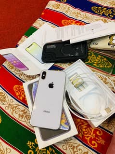 iPhone XS 64gb Dual Sim Pta Approved with Box