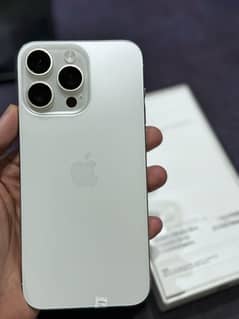 iPhone 15 Pro Max/LLA, White Titanium.