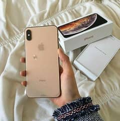 iPhone Xs Golden