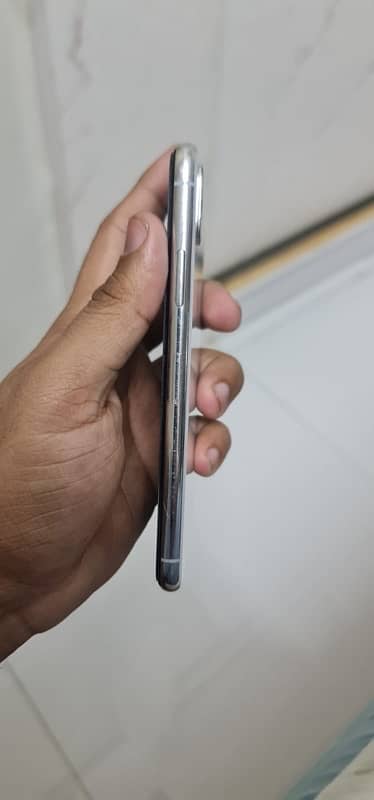 Iphone X PTA approved 256 gb white colour 2