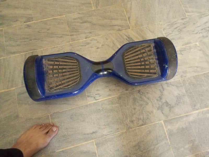 hoverboard for sell. . only charger missing 2
