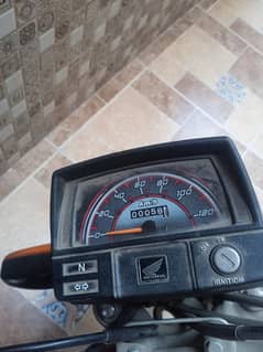 Honda CD 70 2023