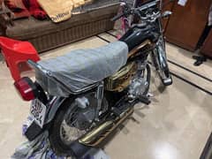 honda cg 125 gold edition not driven at all showroom condition