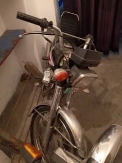 china toyo bike all ok ha koi kaam nai honay wala