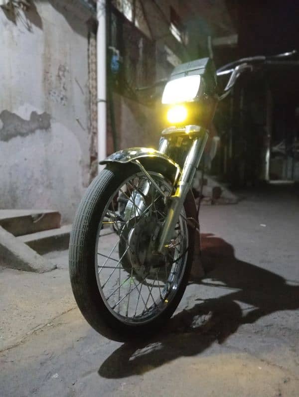 honda 125  urgent for sale 8