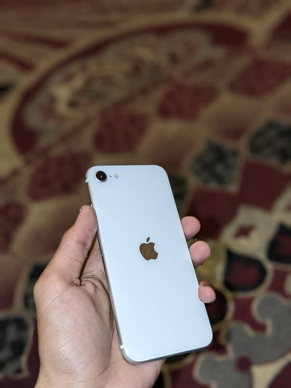 IPHONE SE 2020 1