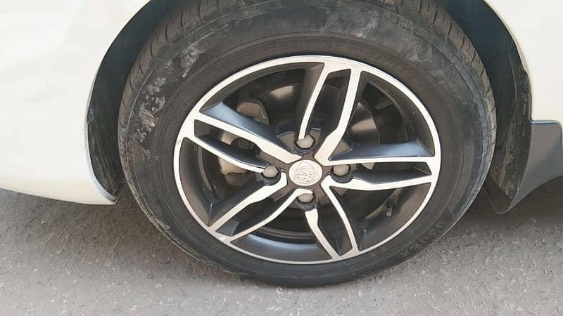 Proton Saga 2022 top of the line | B2B genuine | Company maintained 2