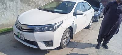 Toyota Corolla Altis 2015 CVT 1.8 crustonic