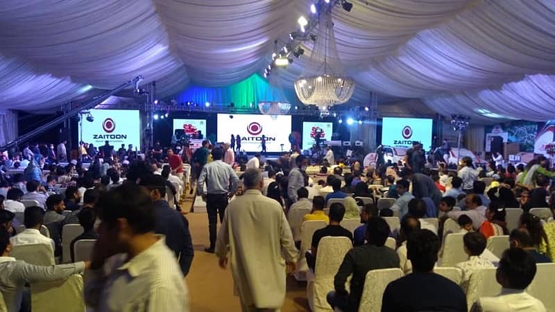 SMD Screen/Dj Sound System/Truss Lights/Projector/LEDs/Lighting Floor 14