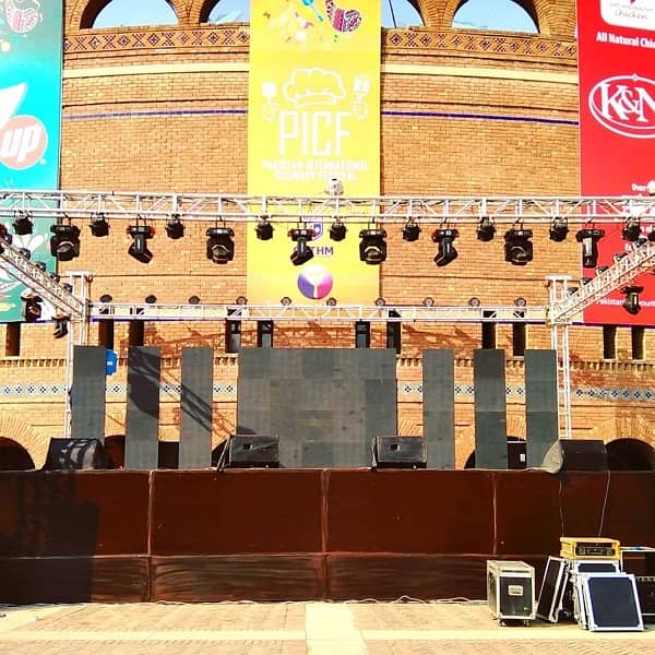 SMD Screen/Dj Sound System/Truss Lights/Projector/LEDs/Lighting Floor 16