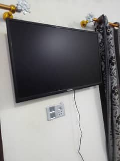 led Samsung chaina 6 month used