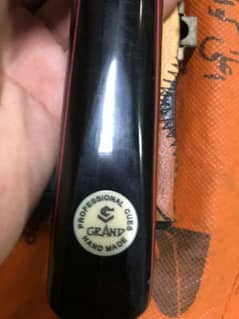 professional cues grand hand made Buhat Kamal Pice hai