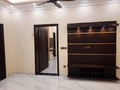 10 Marla Upper Portion Available For Rent In Chambelli Block Bahria Town Lahore