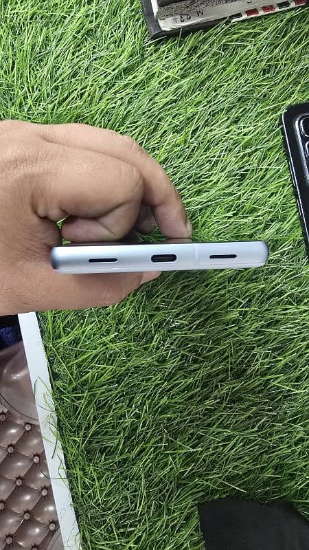Google pixel 7a Good Condition Phone Available 4