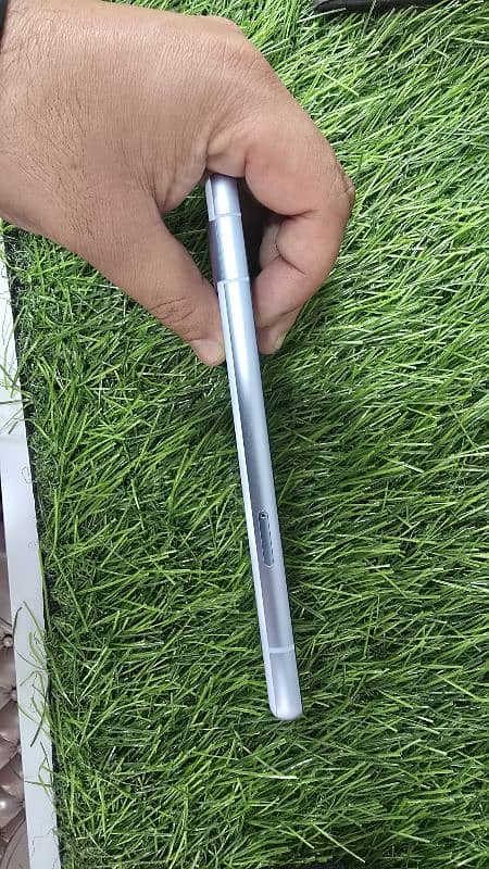 Google pixel 7a Good Condition Phone Available 5