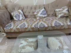 sofa set 7 sets including table & 4 couch