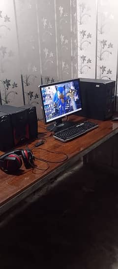 PC build all led monitor with table hardphone mause keyboad bofer