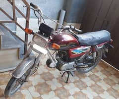 Honda CD70 behtreen condition