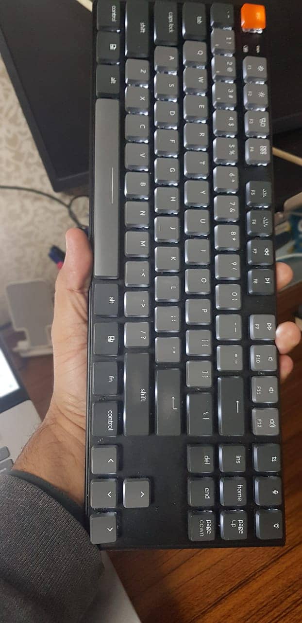 Keychron K1 Wireless Mechanical Keyboard. White backlight 2