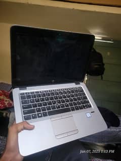 HP elitebook 820 7th generation laptop