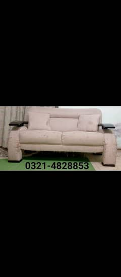 Used Sofa set / استعمال شدہ سوفہ سیٹ