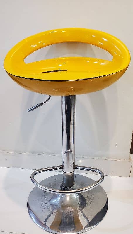 Chair / Up down chair 0