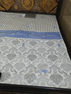 Medicated king size mattress