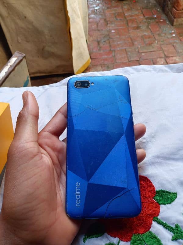 Realme  C2 3Gb32Gb  condishon 8/10. Ha Sirf Box Sat ha 11