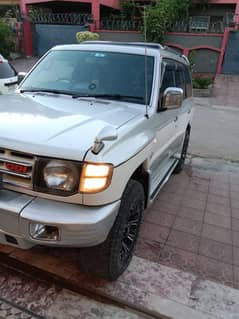 Mitsubishi Pajero 1998