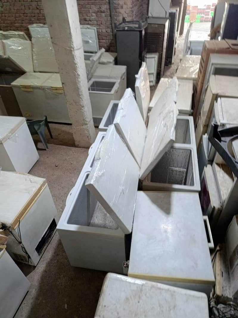Fridges & Freezers new condition is avilable 4