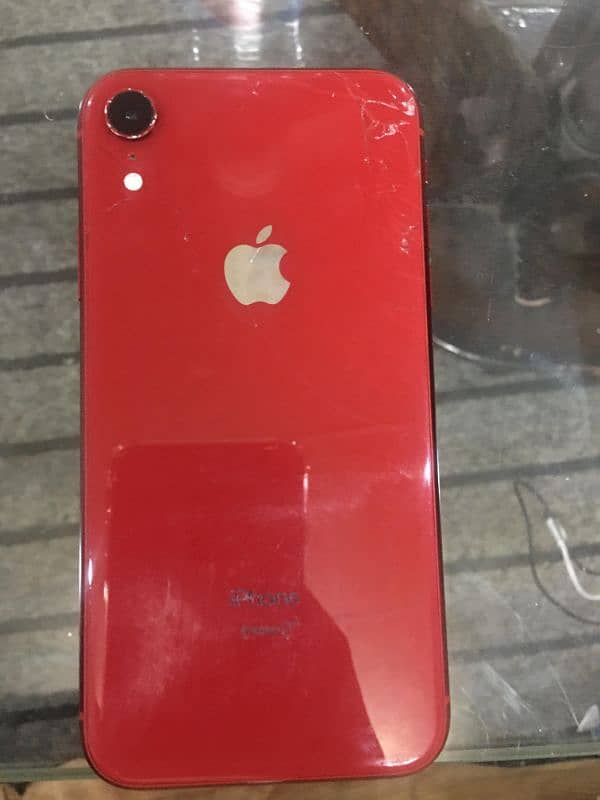 iPhone Xr red colour . 64 GB jv 5