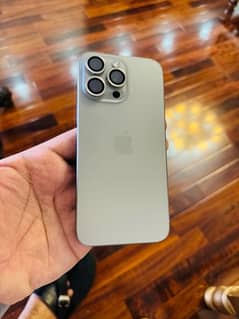 Iphone 15 pro max 256GB. (Jv)