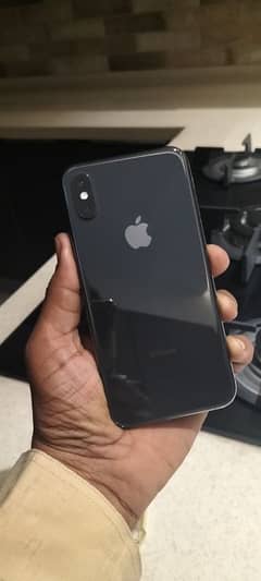 iPhone xs iCloud locked parts use all oregnal WhatsApp 03023769780