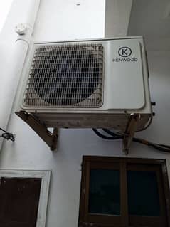 3 years home used 1 ton heat & cool non invertor split AC for sale