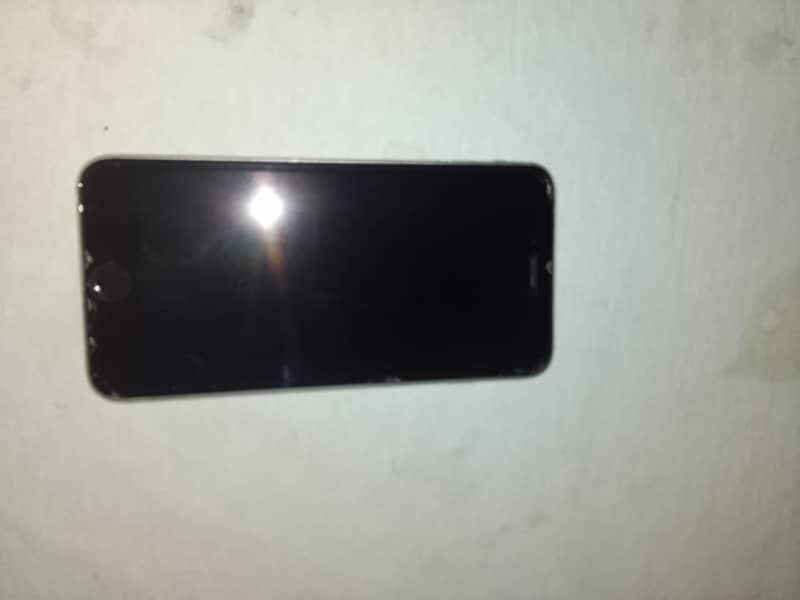 Apple iPhone 6s Plus 1