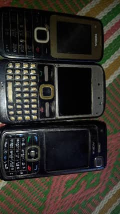 nokia c2 .  nokia e5. . . .  nokia n72