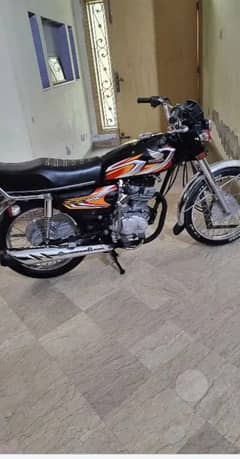 Honda 125 2022 Model Genuine Condition Lahore Registered (03126068910)