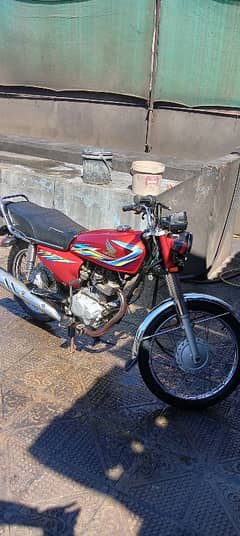 honda 125 all ok 10 by 10 whatsap no 03417167396