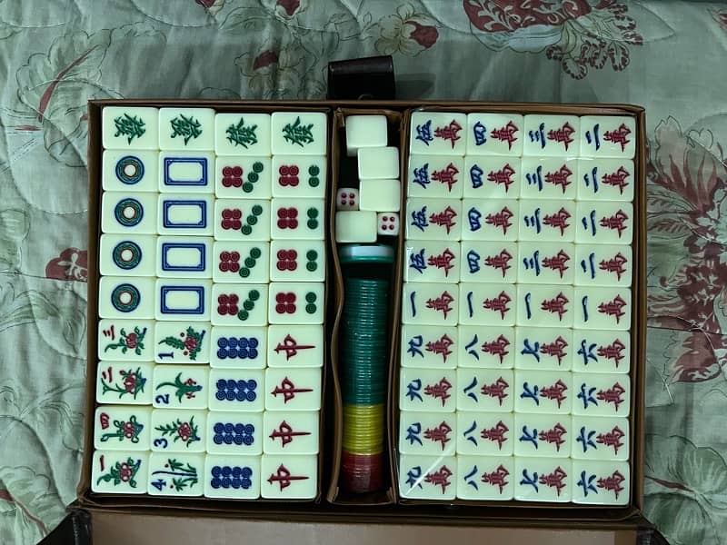 Mahjong Game Set 1