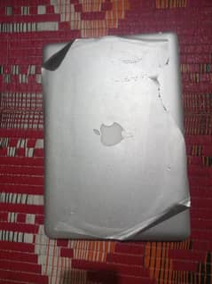 Apple Model No:A1278 2010 14" Core i5,4GB Ram,500GB HHD.