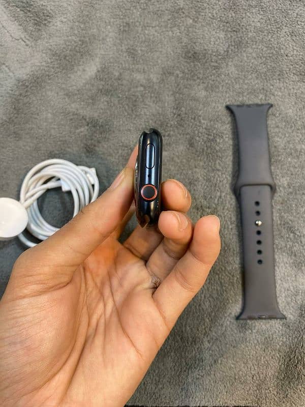 Apple watch Series 8, GPS, 45mm, only call 03174359182 2