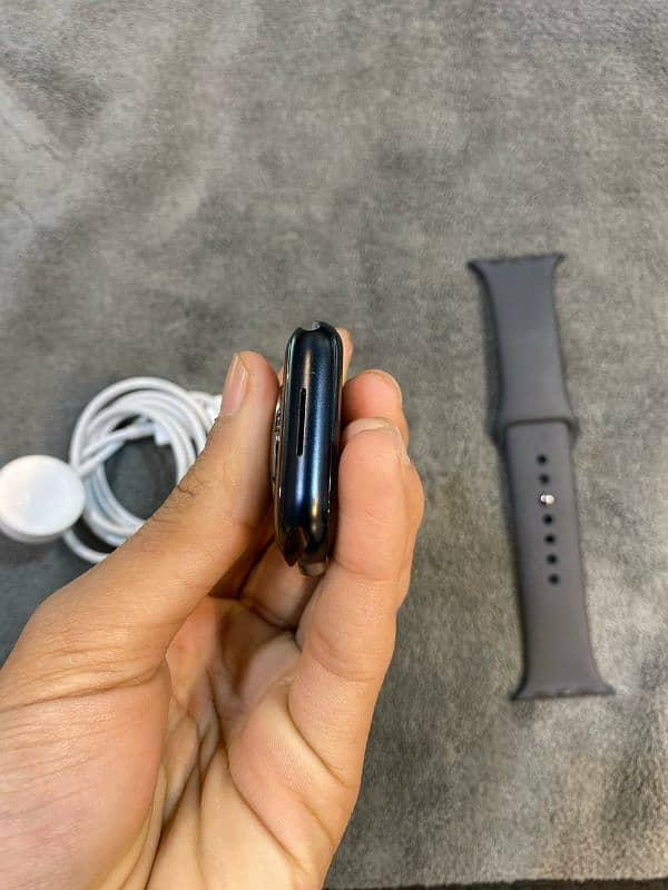 Apple watch Series 8, GPS, 45mm, only call 03174359182 5