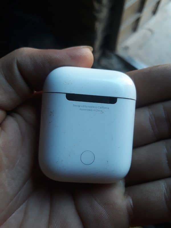 only case of original apple airbuds 2nd genration 2 full ok 100% orgnl 3