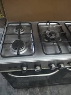 5 Burner Cooking Range