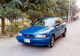 Suzuki Baleno 2000 EFI Family use Car