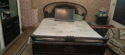 bed set for sale bod kam used Hai almost new