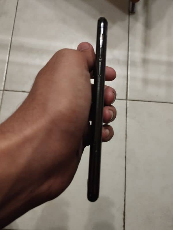 iPhone x 4