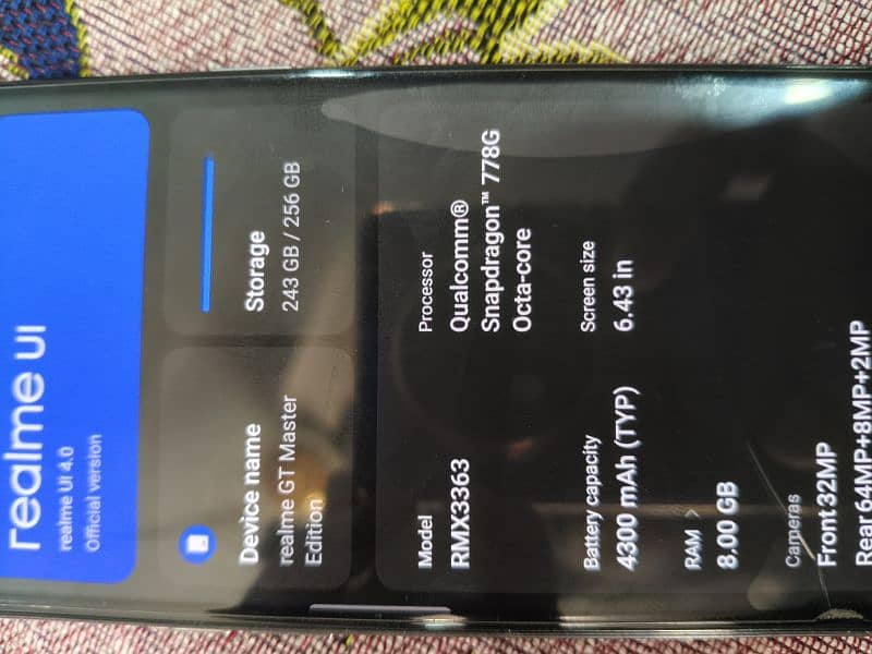 Real Me GT Master Edition Mobile One Hand Use 4
