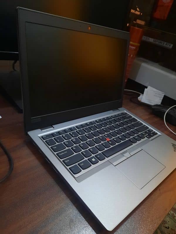 Intel i5 8th gen 8gb ram 256gb ssd lenovo L390 5